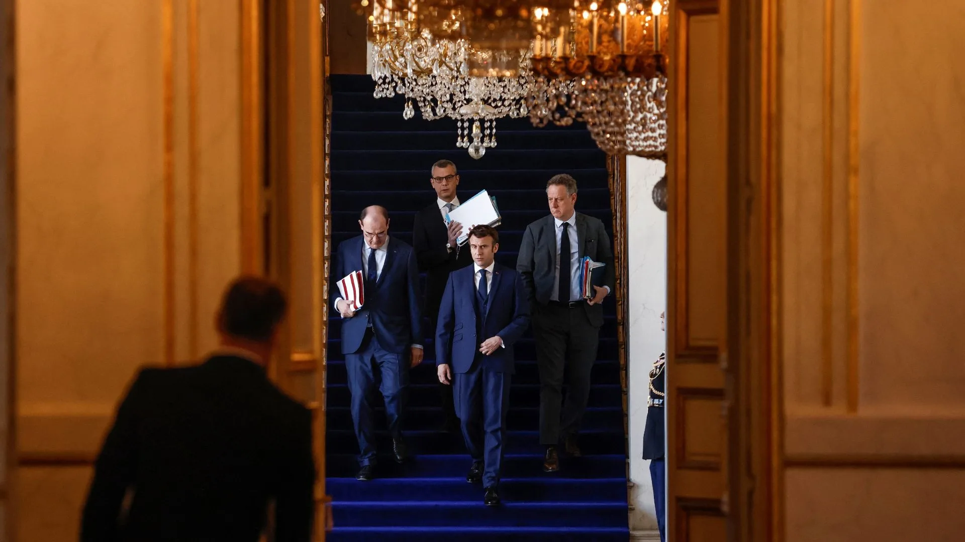 Macron advierte sobre la necesidad de prepararse ante un posible ataque de Rusia en los próximos años.
