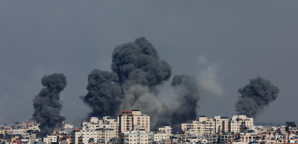 Durante las negociaciones para establecer una tregua, Israel subraya que aún queda un «largo camino»