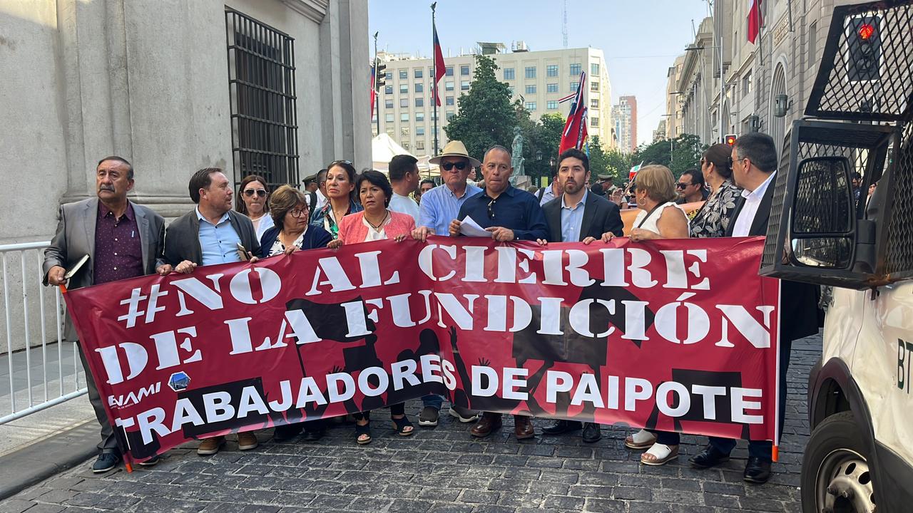 Trabajadores de la Fundición Paipote se unen a profesores y anuncian una «gran movilización» en Atacama.