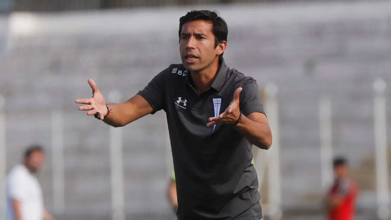 Universidad Católica destituye a Nicolás Núñez tras desilusionante paso por la Copa Sudamericana.