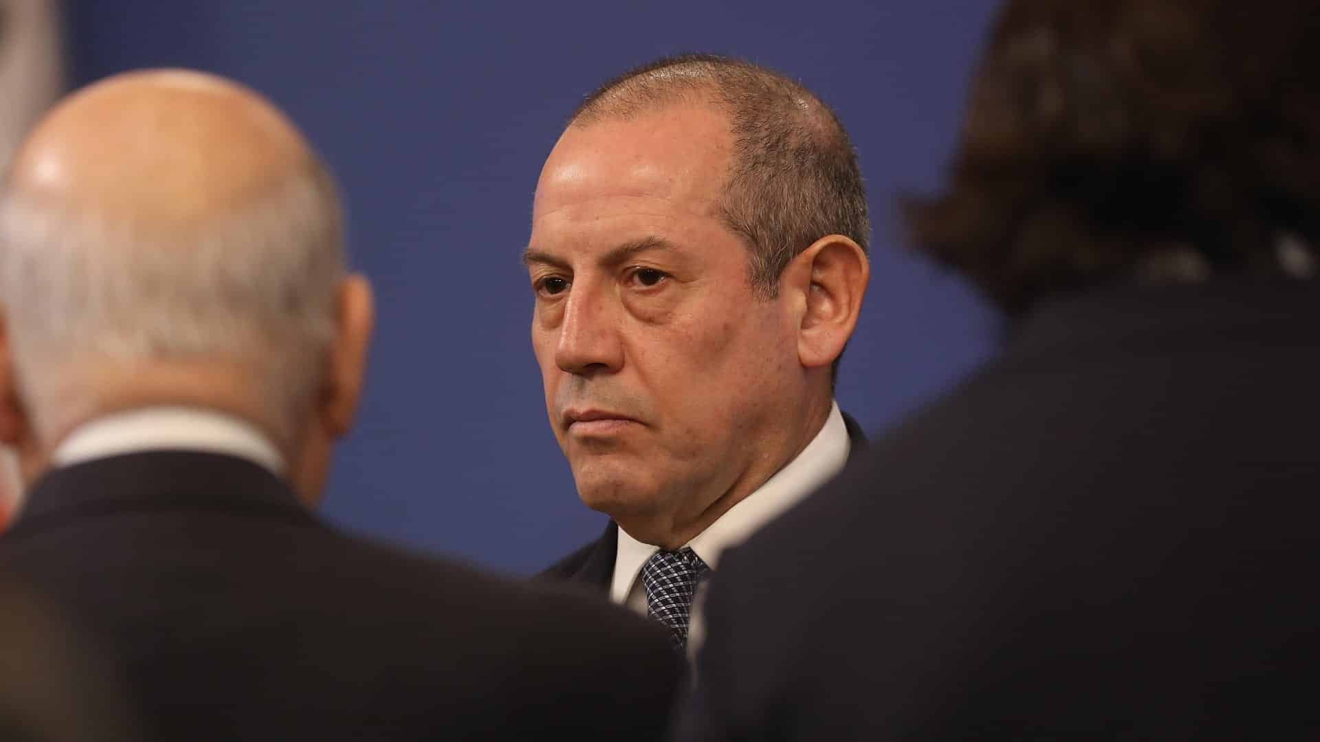 Director de la PDI Renuncia por Acusaciones de Filtración de Información Confidencial.