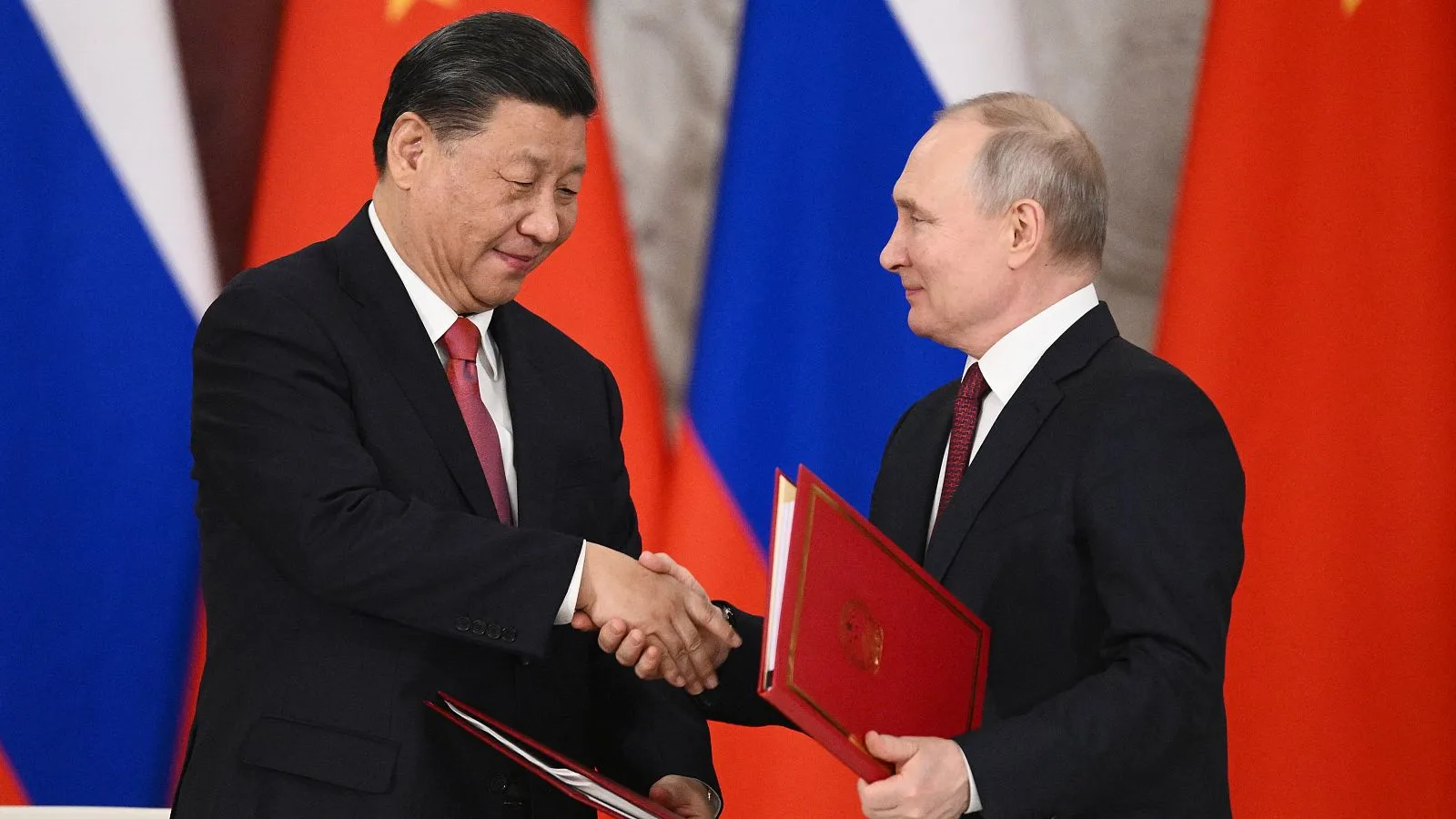 Irán, China, Venezuela y Corea del Norte expresan felicitaciones a Putin.
