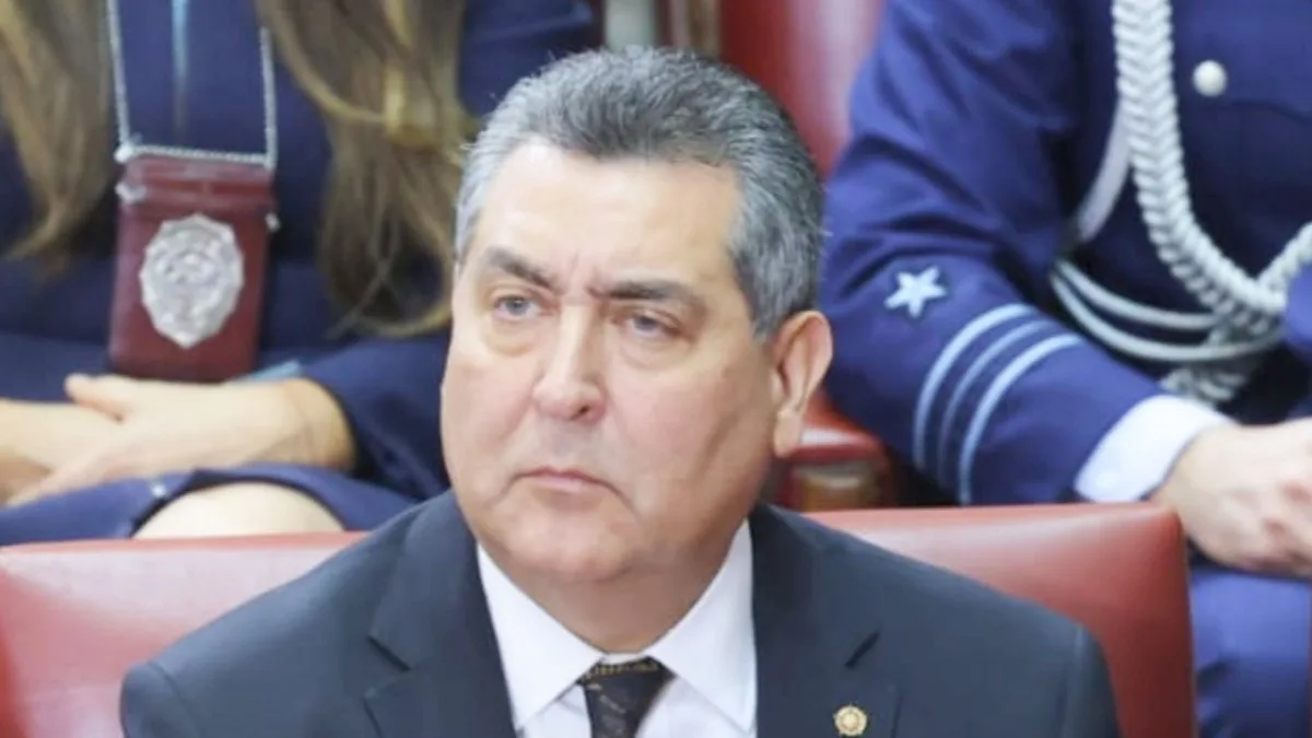 Director Interino de la PDI se Reúne en La Moneda: Entrega Documentos para Sustituir a Sergio Muñoz