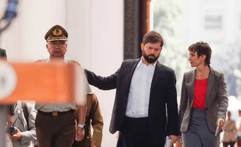 General Yáñez afirma que permanecerá en su cargo ‘hasta el último minuto’: respaldo del Gobierno