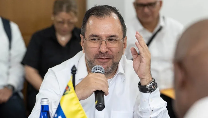 Voltereta Venezolana: Canciller Gil confirma la existencia del Tren de Aragua