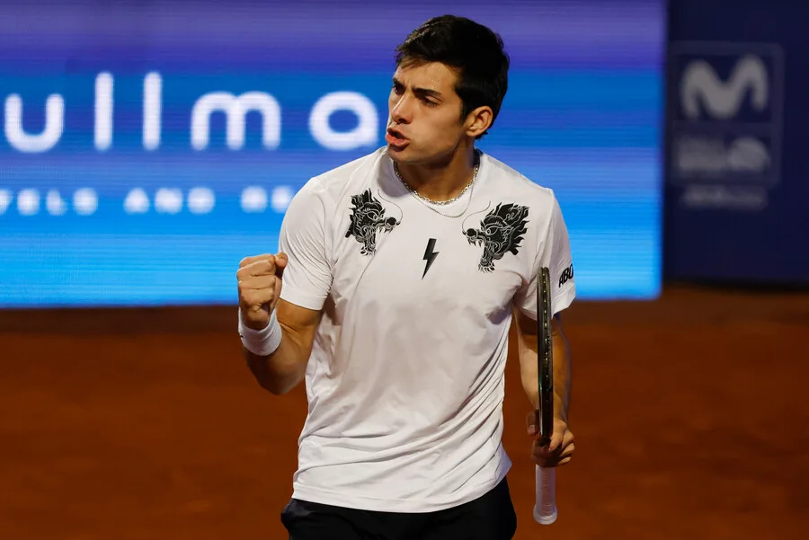 Cristian Garín supera al francés Arthur Fils y avanza en el ATP de Portugal