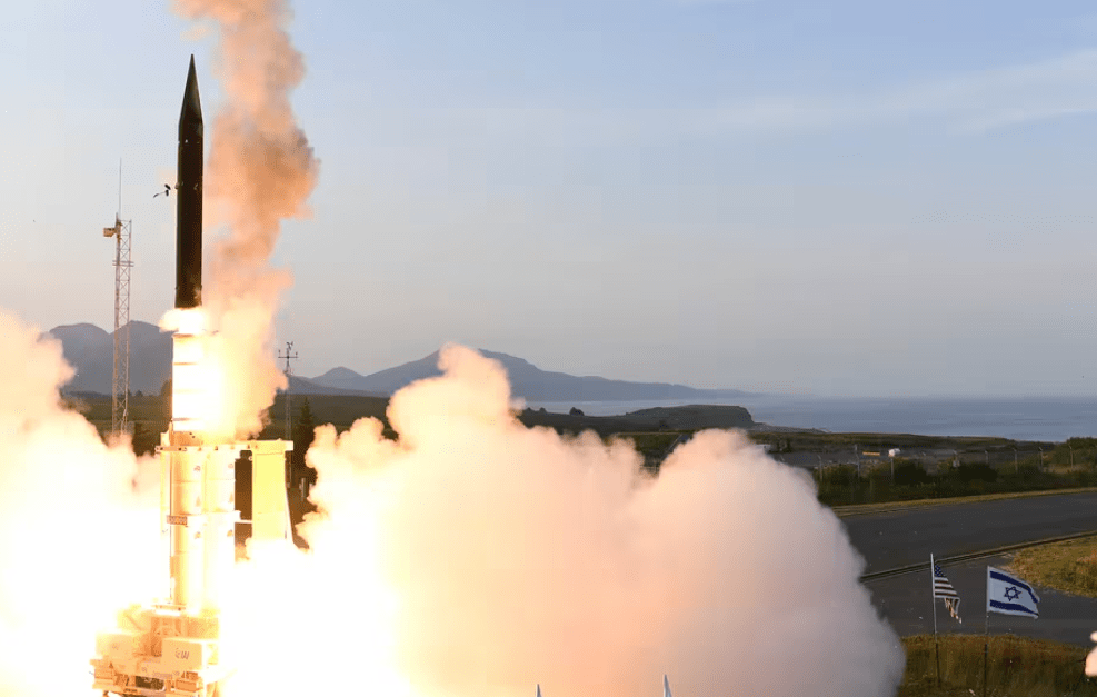 El sistema Hetz-Arrow: La avanzada tecnología utilizada por Israel para interceptar misiles balísticos iraníes