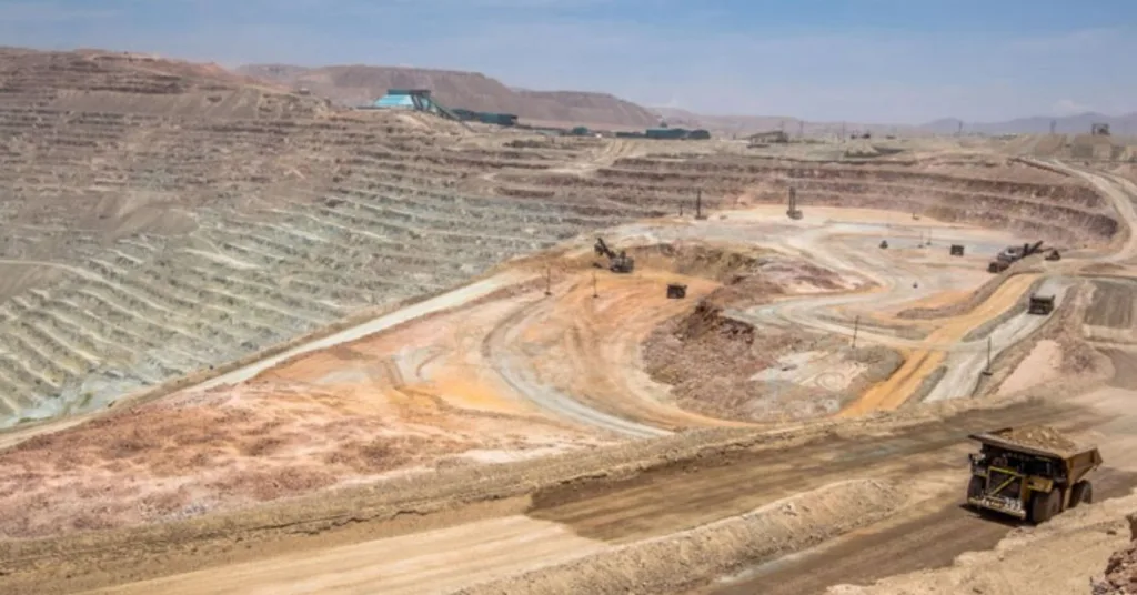 Sacudida en la Industria Minera Mundial: Los Entretelones de la Gigantesca Oferta de BHP a Anglo American