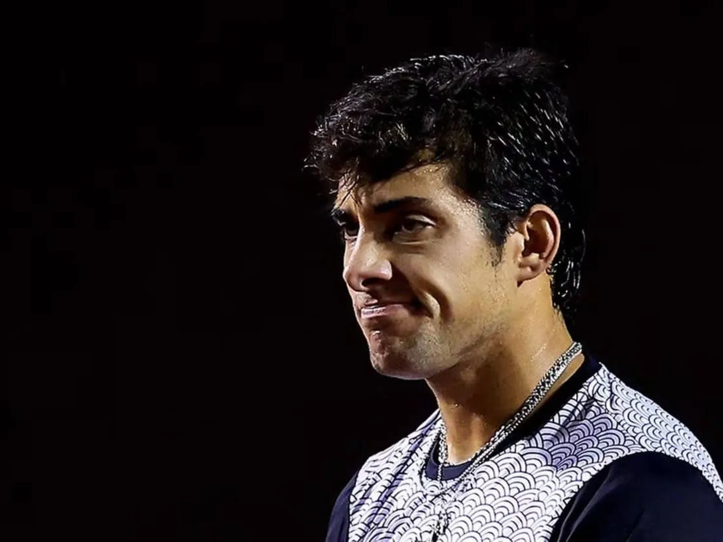 Cristian Garin no logró superar la potencia del número 10 del mundo y se despidió del ATP de Estoril
