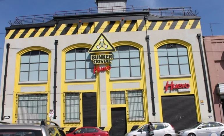 Trágico Incidente en Discoteca de Valparaíso: DJ Pierde la Vida en Caída Accidental