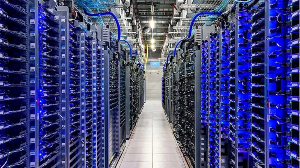 Privados Demandan Certeza Jurídica ante el Ambicioso Plan para Atraer 28 Data Centers más a Chile