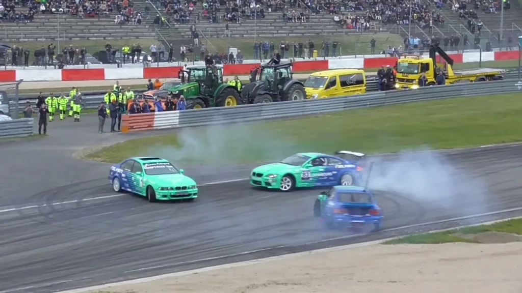En vivo: Falken Drift Show Electriza las 24 Horas de Nürburgring