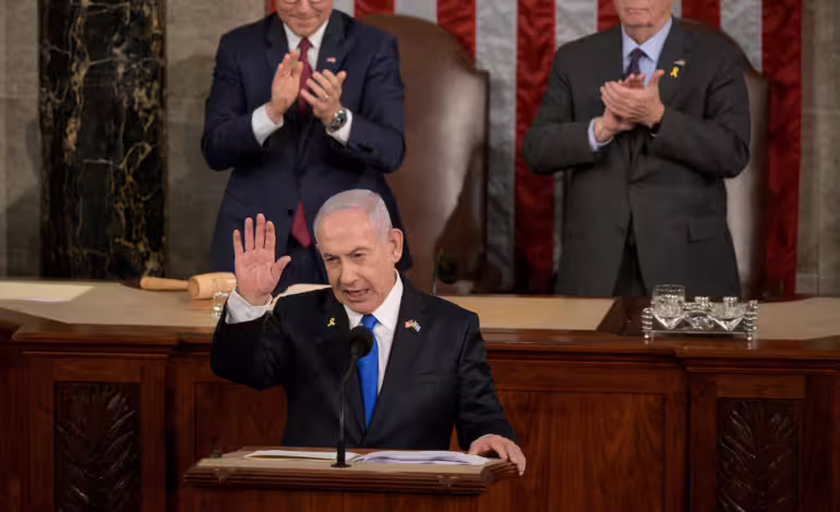 Netanyahu acusa a manifestantes de ser «tontos útiles de Irán» en discurso ante el Congreso de EE.UU.