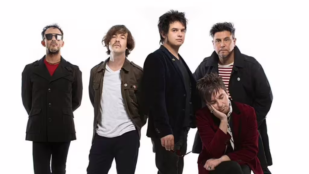 Los Bunkers anuncian salida definitiva de baterista Mauricio Basualto