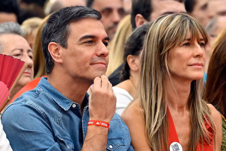 Esposa de Pedro Sánchez, Begoña Gómez, se niega a declarar ante el juez en caso de tráfico de influencias
