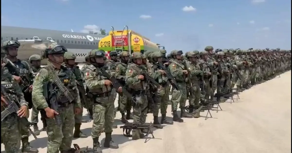 México despliega 200 militares adicionales en Sinaloa para reforzar la seguridad