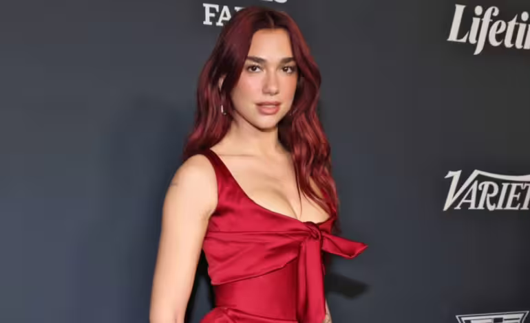 Encuentran bombas de la Segunda Guerra Mundial en la casa de Dua Lipa durante renovaciones