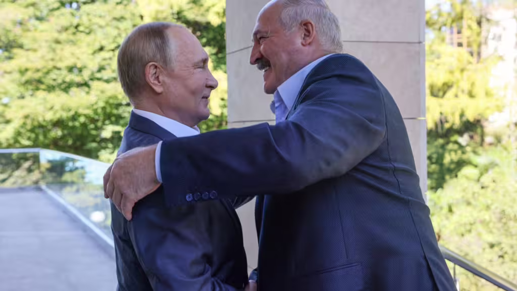 Lukashenko advierte sobre posible cambio de estrategia de Rusia y Bielorrusia hacia una ofensiva