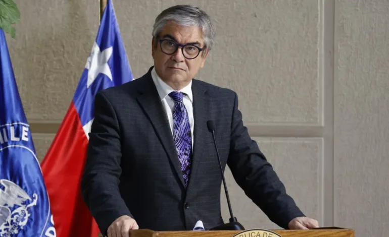 Marcel responde a críticas del Frente Amplio sobre acuerdo de pensiones y confía en que se despejarán los «temores»