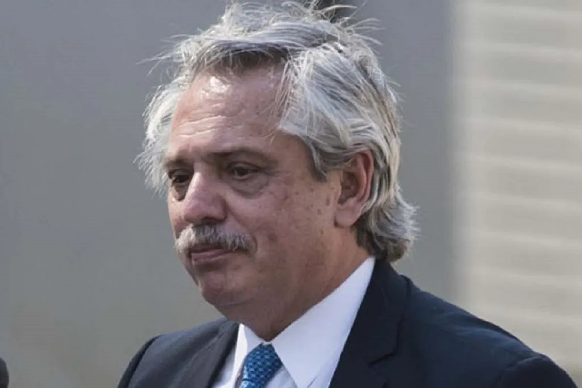 Alberto Fernández en crisis: Amigos acuden a su ayuda tras conocer denuncias de violencia de género