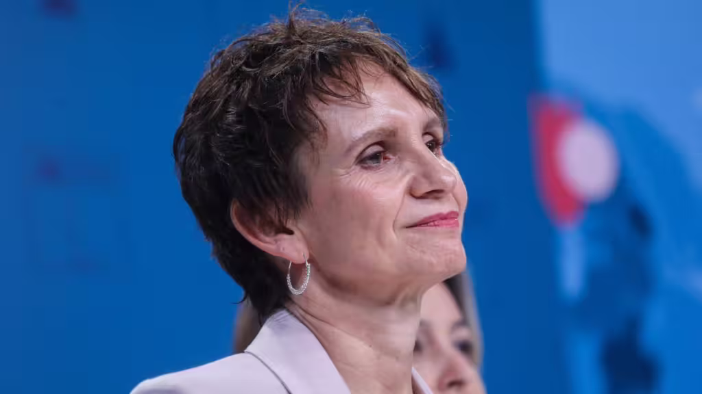Ministra Tohá Aborda la Crisis de Seguridad en la Región Metropolitana y Medidas para Fiestas Patrias