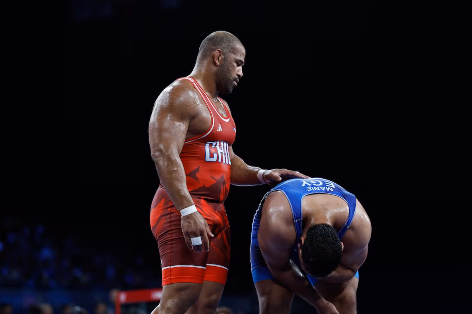 Yasmani Acosta asegura una histórica medalla de plata en Lucha Grecorromana y va por el oro en París 2024
