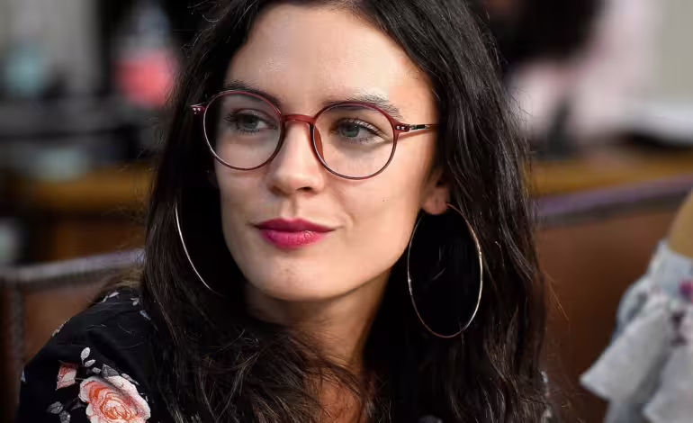 ministra Camila Vallejo revela que está embarazada: «Han sido 3 meses intensos»