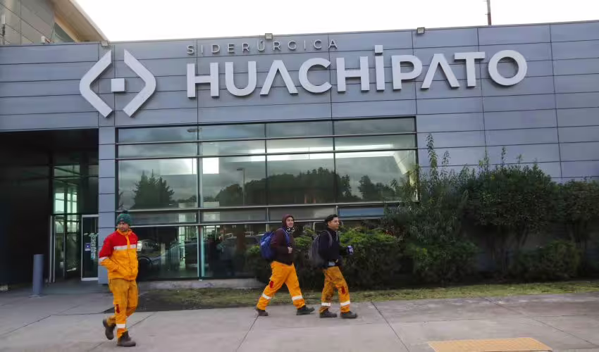 Ministros Marcel y Grau critican duramente a empresas por cierre de Huachipato: «Irresponsabilidad absoluta»
