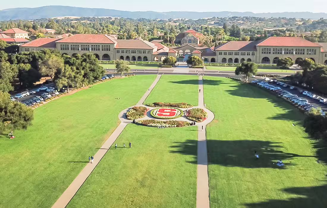 Stanford University: La «fábrica de talentos» que se alzaría como octava en el medallero de París 2024