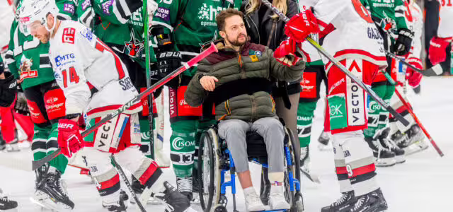 Jugador de Hockey Sobre Hielo Queda Tetrapléjico y Exige Millonaria Indemnización a Rival