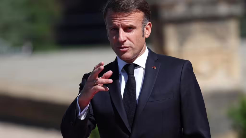 Macron confirma nuevo Gobierno de Francia con un marcado giro a la derecha