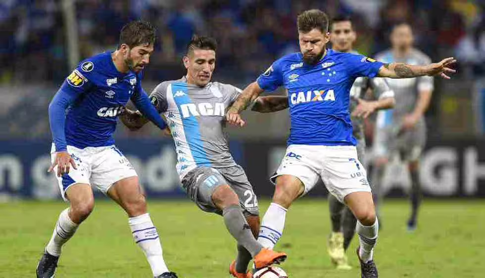 Racing y Cruzeiro Logran su Paso a Semifinales en la Copa Sudamericana 2024