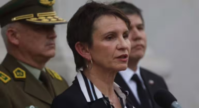Partido Republicano presenta acusación constitucional contra la ministra Tohá por fallos en seguridad