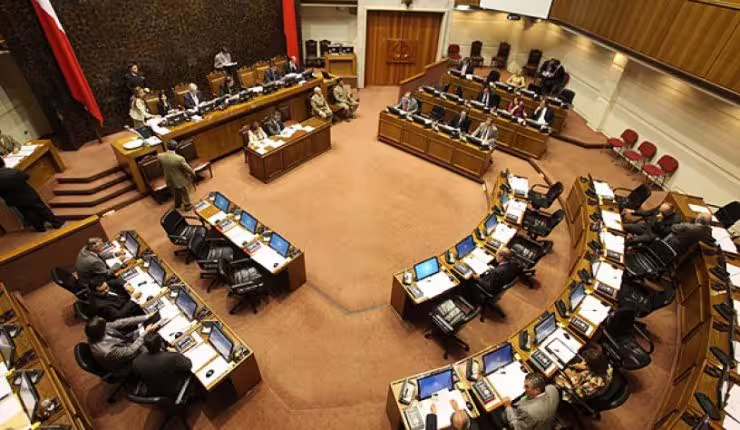 Senadores solicitan urgencia en la discusión de la reforma al sistema político