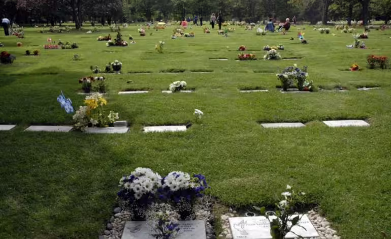 Denuncian irregularidades en entrega de cenizas en cementerio de Huechuraba