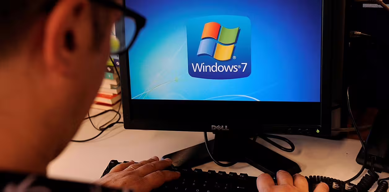 Crisis en el Ministerio del Interior: Trabajadores Exigen Renovación de Computadoras con Windows 7