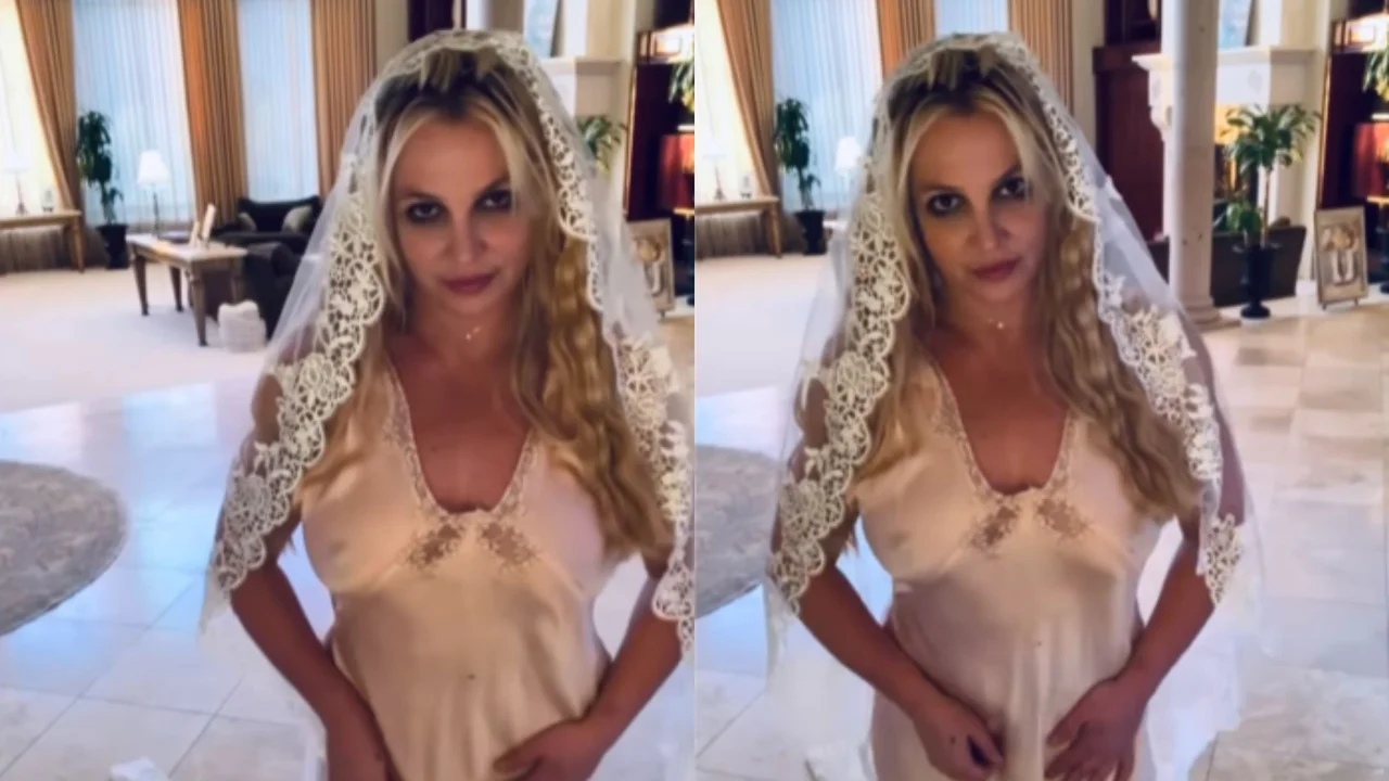 Britney Spears sorprende en redes al casarse consigo misma: «Lo más brillante que he hecho»