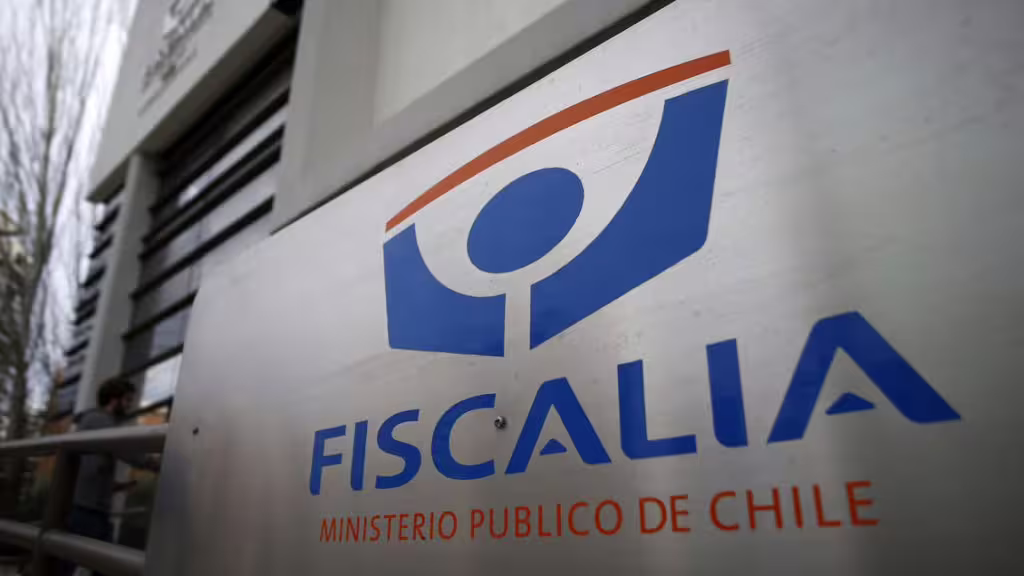 Exfiscal Álvaro Pérez acusa acoso laboral y presenta demanda contra Fiscalía de Los Ríos