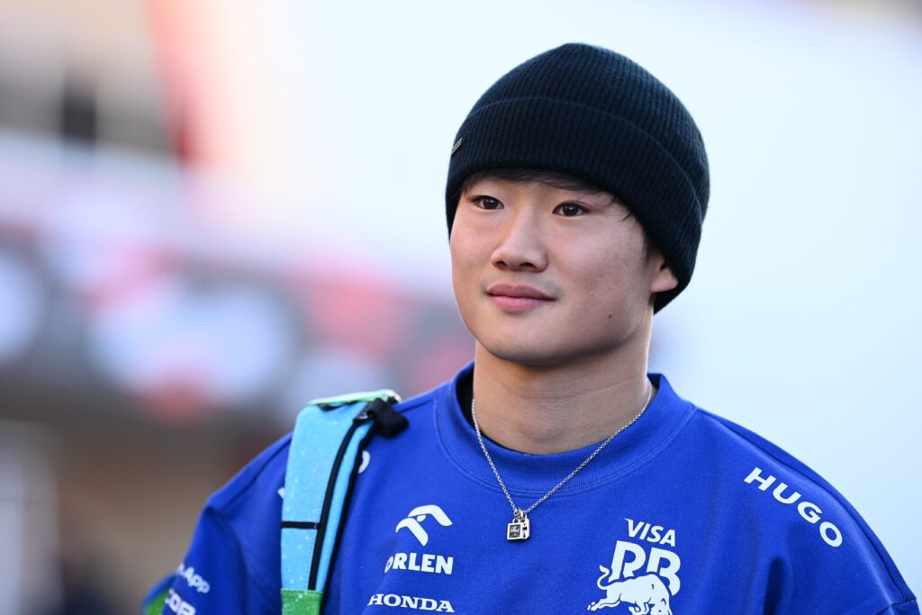 Tenso ingreso a EE.UU.: Yuki Tsunoda, piloto de F1, detenido por horas y casi deportado