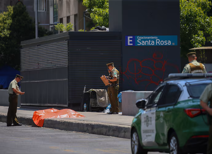 Balacera en el centro de Santiago deja un muerto y un detenido: investigan posible venganza