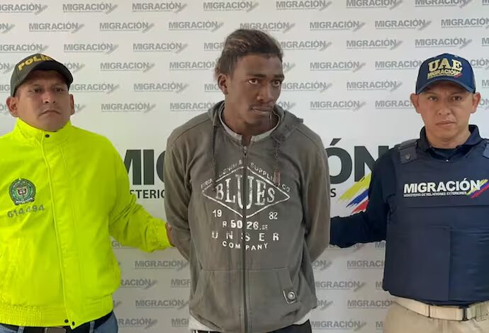 Capturan en Colombia a implicado en triple homicidio durante grabación de video musical en Chile