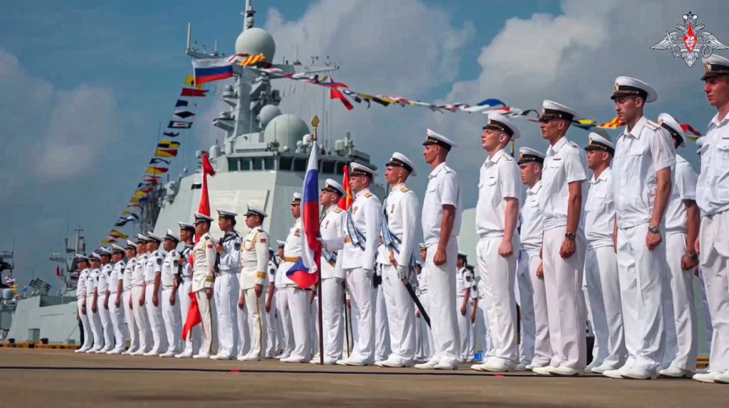 China y Rusia refuerzan cooperación militar con ejercicios en el mar de Japón