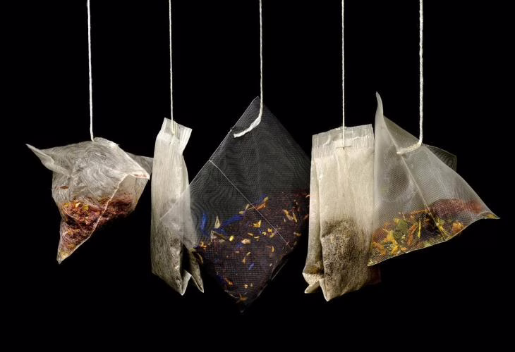 Bolsitas de té liberan millones de microplásticos en cada infusión: impacto en la salud bajo investigación