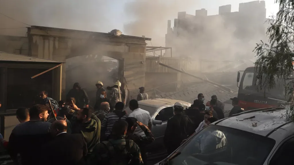 Rebelión en Siria: Rebeldes se preparan para cercar Damasco mientras llaman a un cambio de régimen