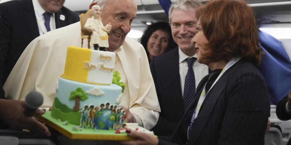 El Papa Francisco celebra su cumpleaños número 88