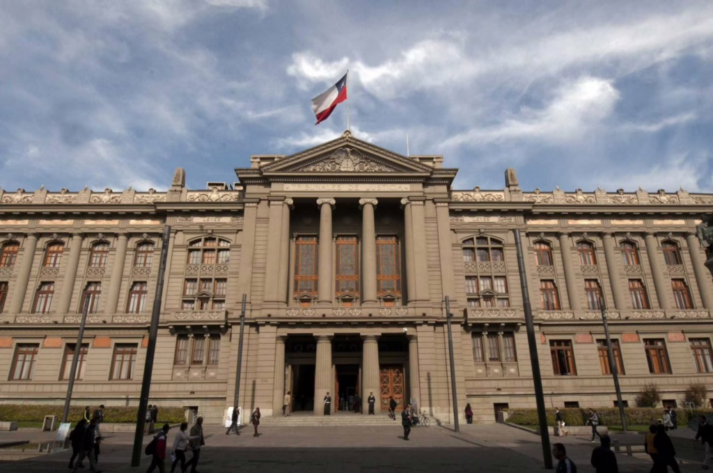 La Corte Suprema califica el 2024 como su «peor año» y responde a críticas sobre corrupción y desigualdad