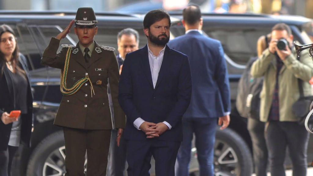 Gobierno Eleva la Controversia en Temas Clave: Aborto y Pensiones en el Centro del Debate