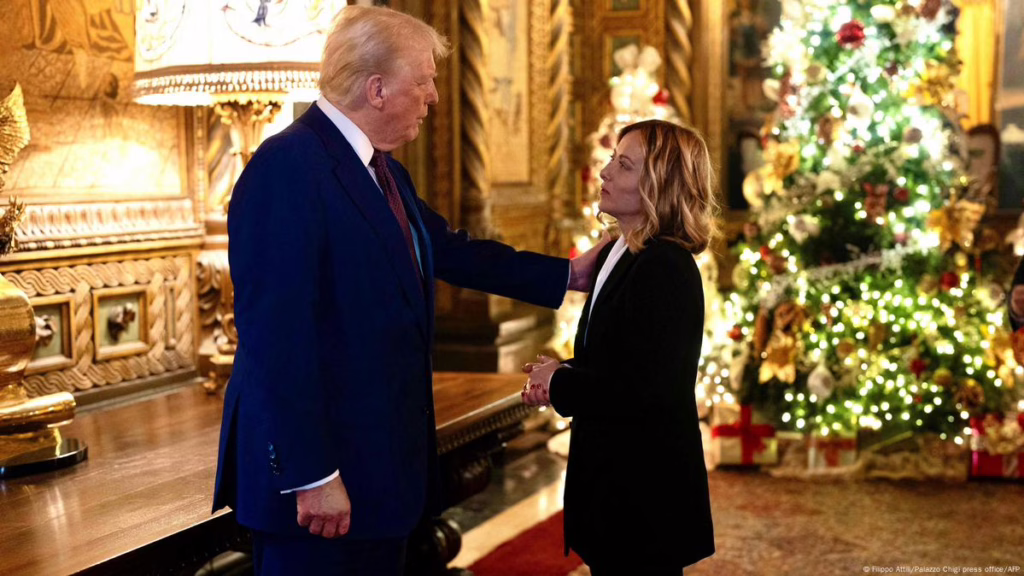 Giorgia Meloni realiza visita sorpresa a Donald Trump en Mar-a-Lago