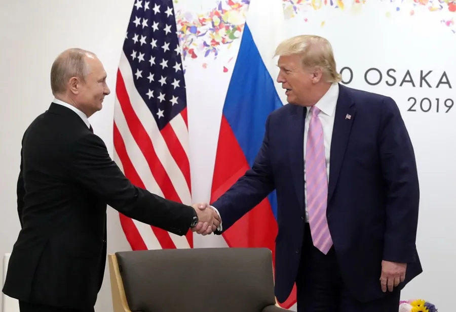 Putin respalda propuesta de Trump para reducir el gasto militar en un 50%