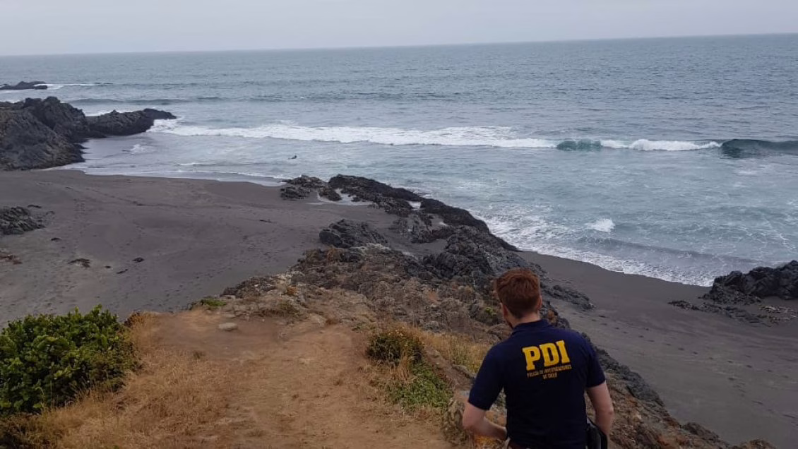 Surfista muere tras ser impactada por bote de pescadores en playa de Cobquecura